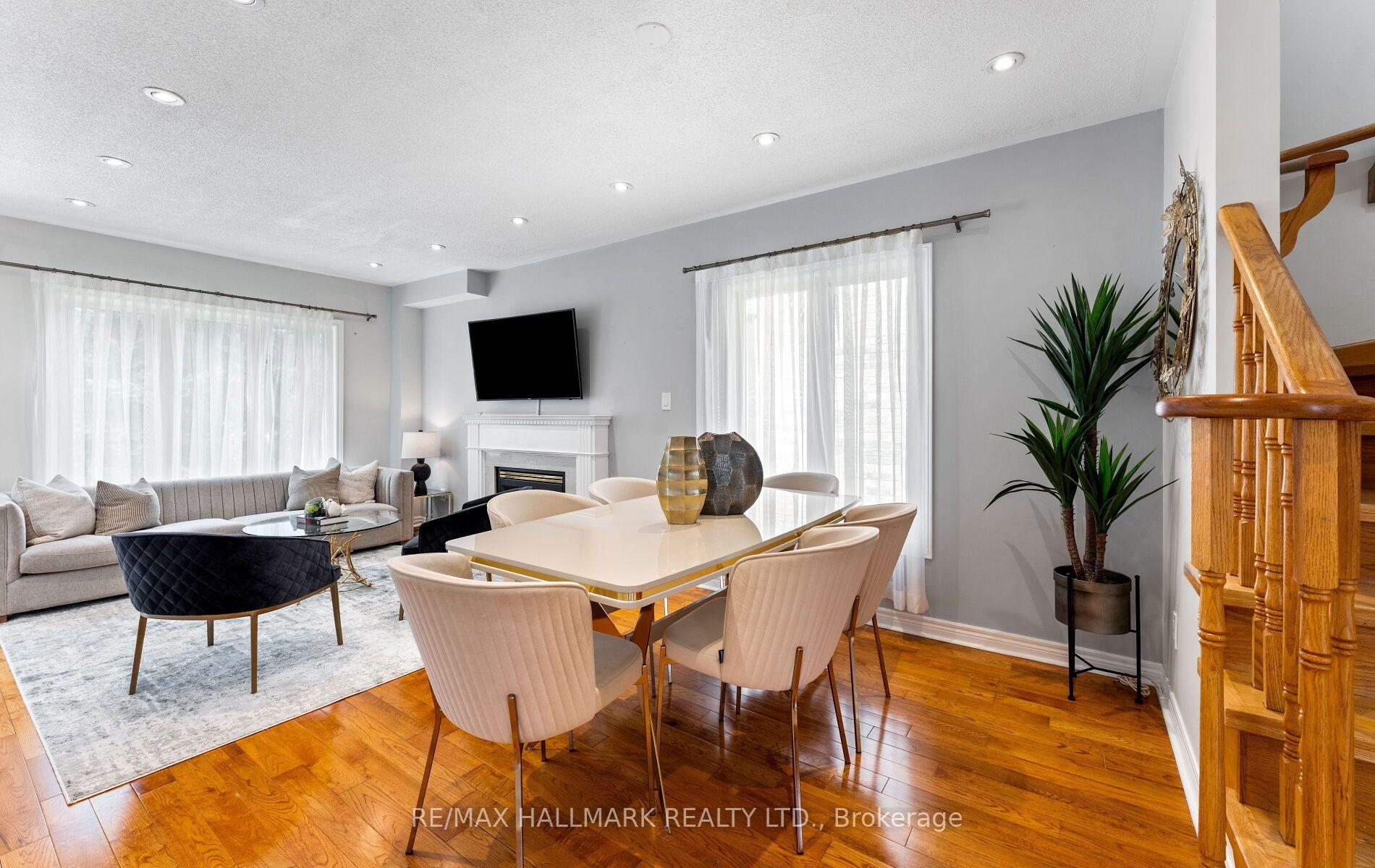 Photo 17 of 17 Rushingbrook Drive, Richmond Hill, Rouge Woods — HOMEH