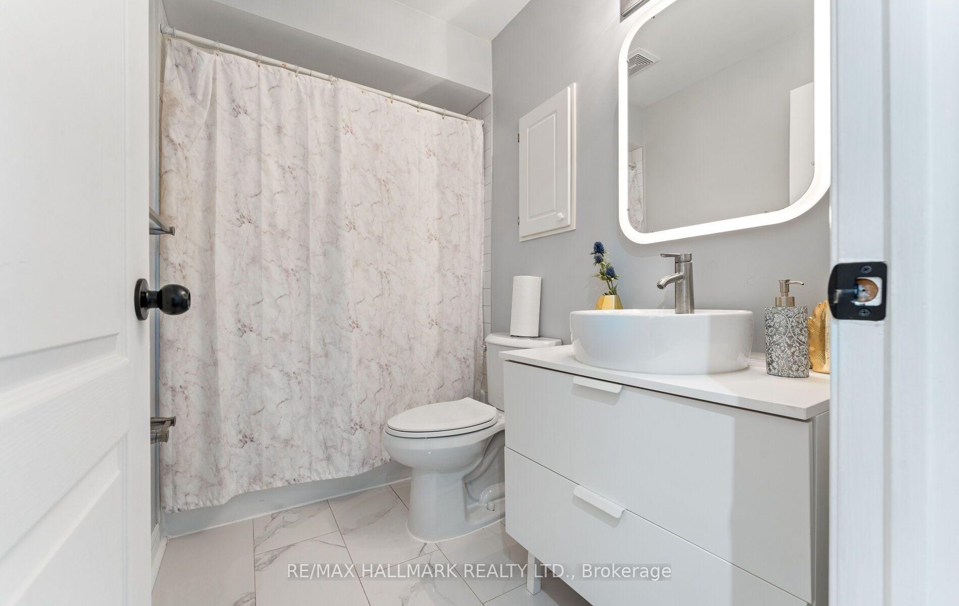 Photo 32 of 17 Rushingbrook Drive, Richmond Hill, Rouge Woods — HOMEH