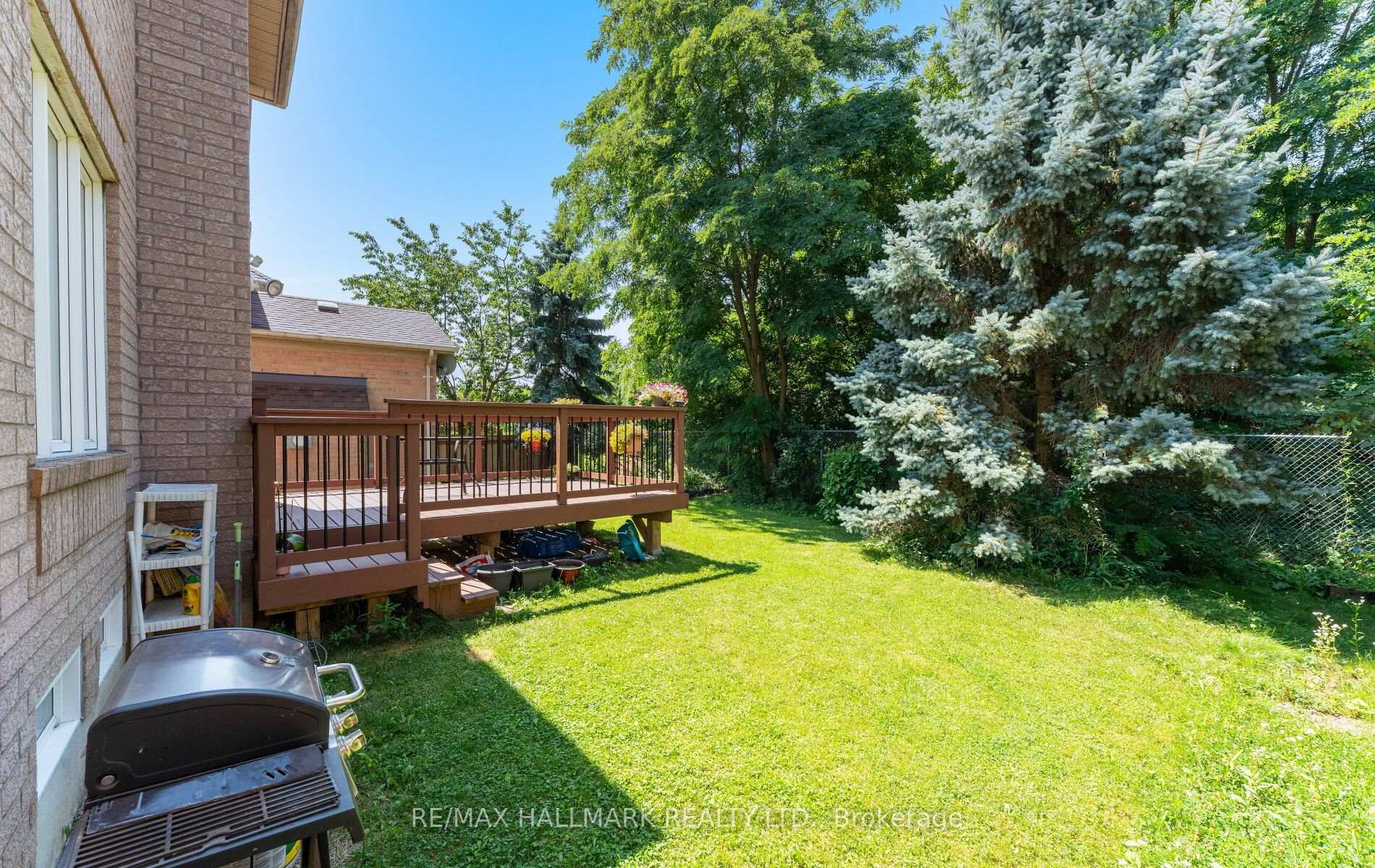 Photo 43 of 17 Rushingbrook Drive, Richmond Hill, Rouge Woods — HOMEH
