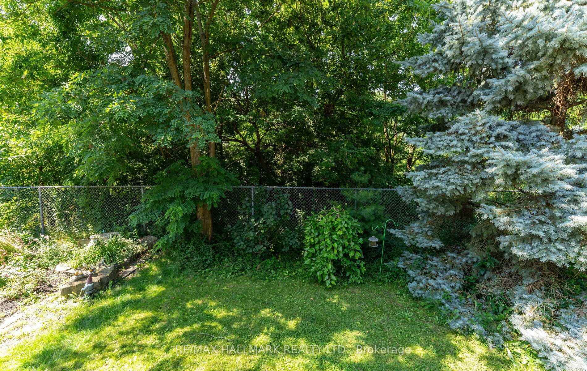 Photo 45 of 17 Rushingbrook Drive, Richmond Hill, Rouge Woods — HOMEH