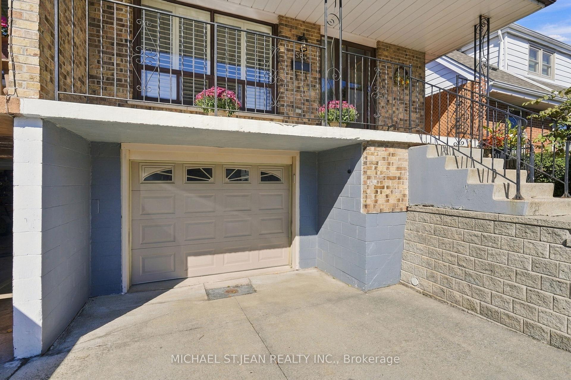 Photo 5 of 564 Cochrane Road, Hamilton, Rosedale — HOMEH