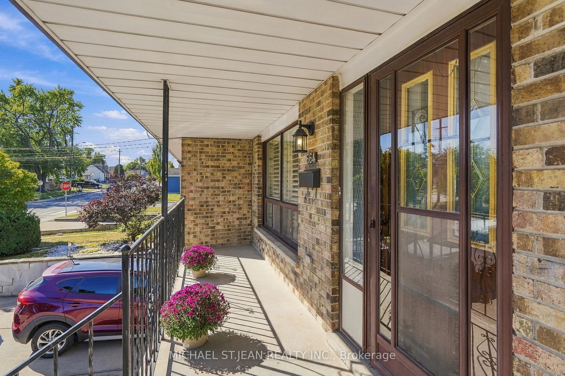 Photo 7 of 564 Cochrane Road, Hamilton, Rosedale — HOMEH