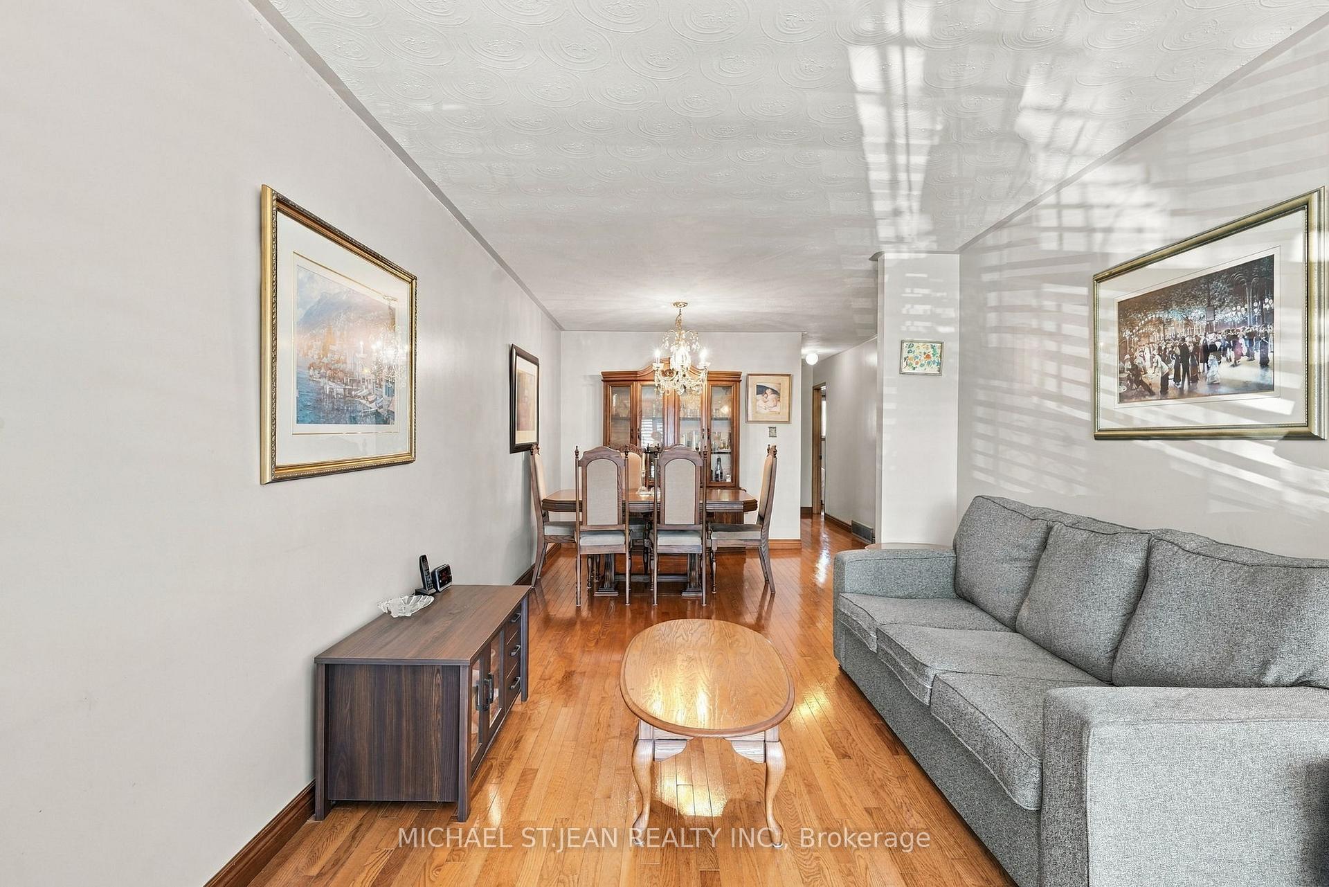Photo 15 of 564 Cochrane Road, Hamilton, Rosedale — HOMEH