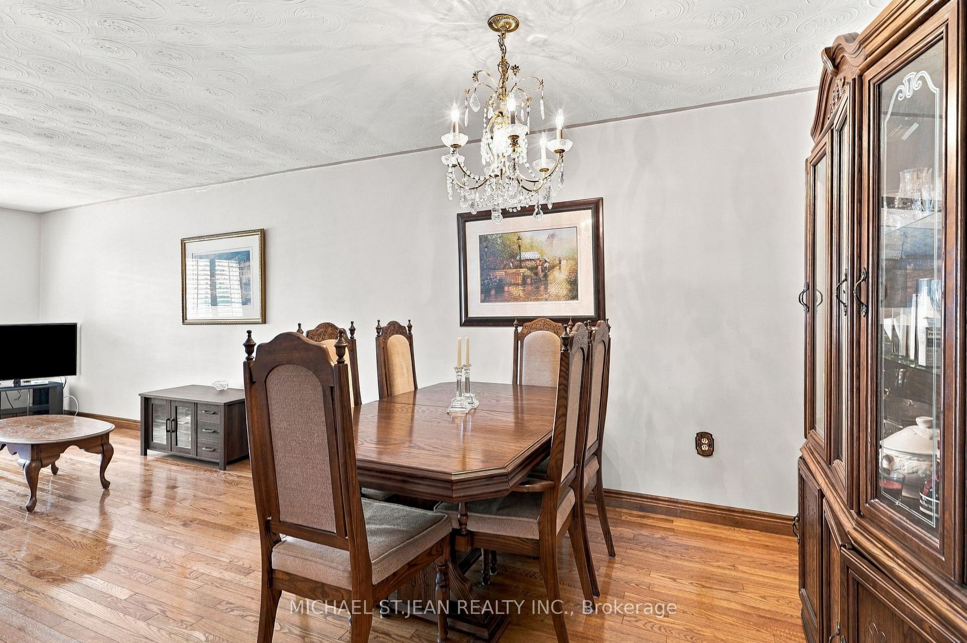 Photo 19 of 564 Cochrane Road, Hamilton, Rosedale — HOMEH