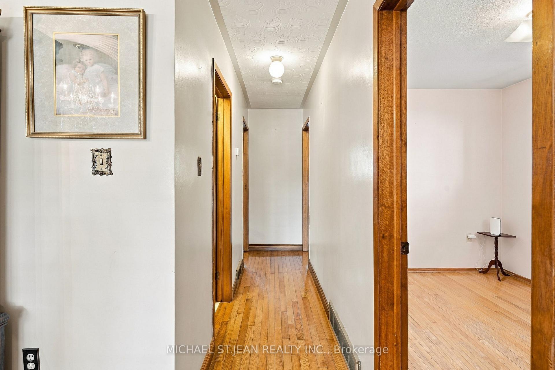 Photo 20 of 564 Cochrane Road, Hamilton, Rosedale — HOMEH