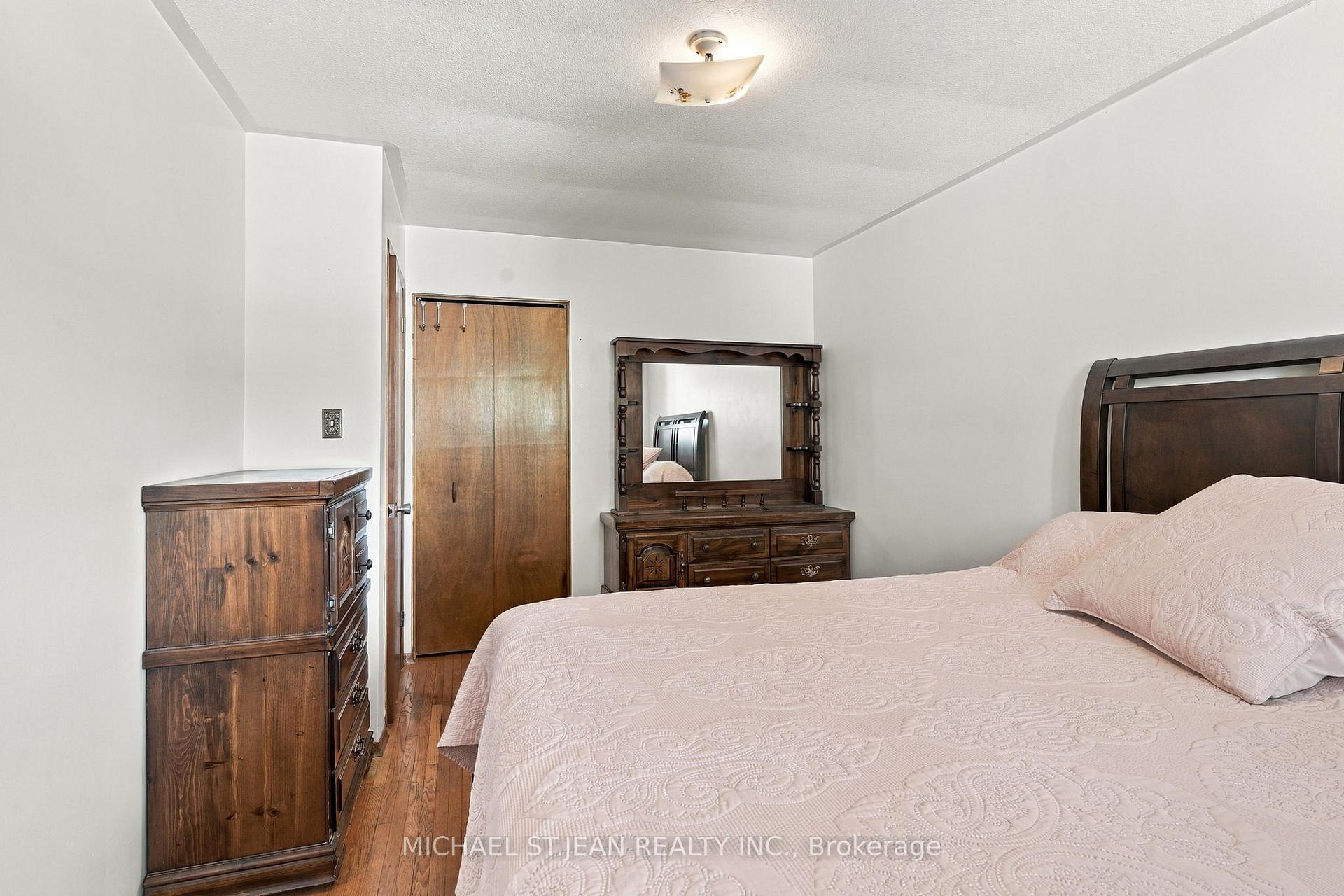 Photo 25 of 564 Cochrane Road, Hamilton, Rosedale — HOMEH