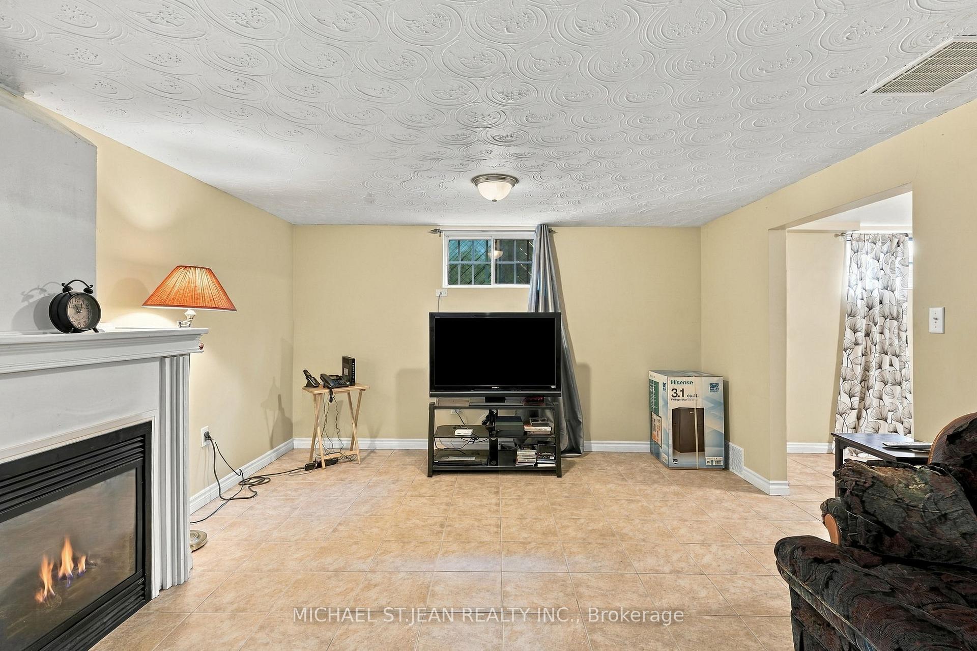 Photo 35 of 564 Cochrane Road, Hamilton, Rosedale — HOMEH