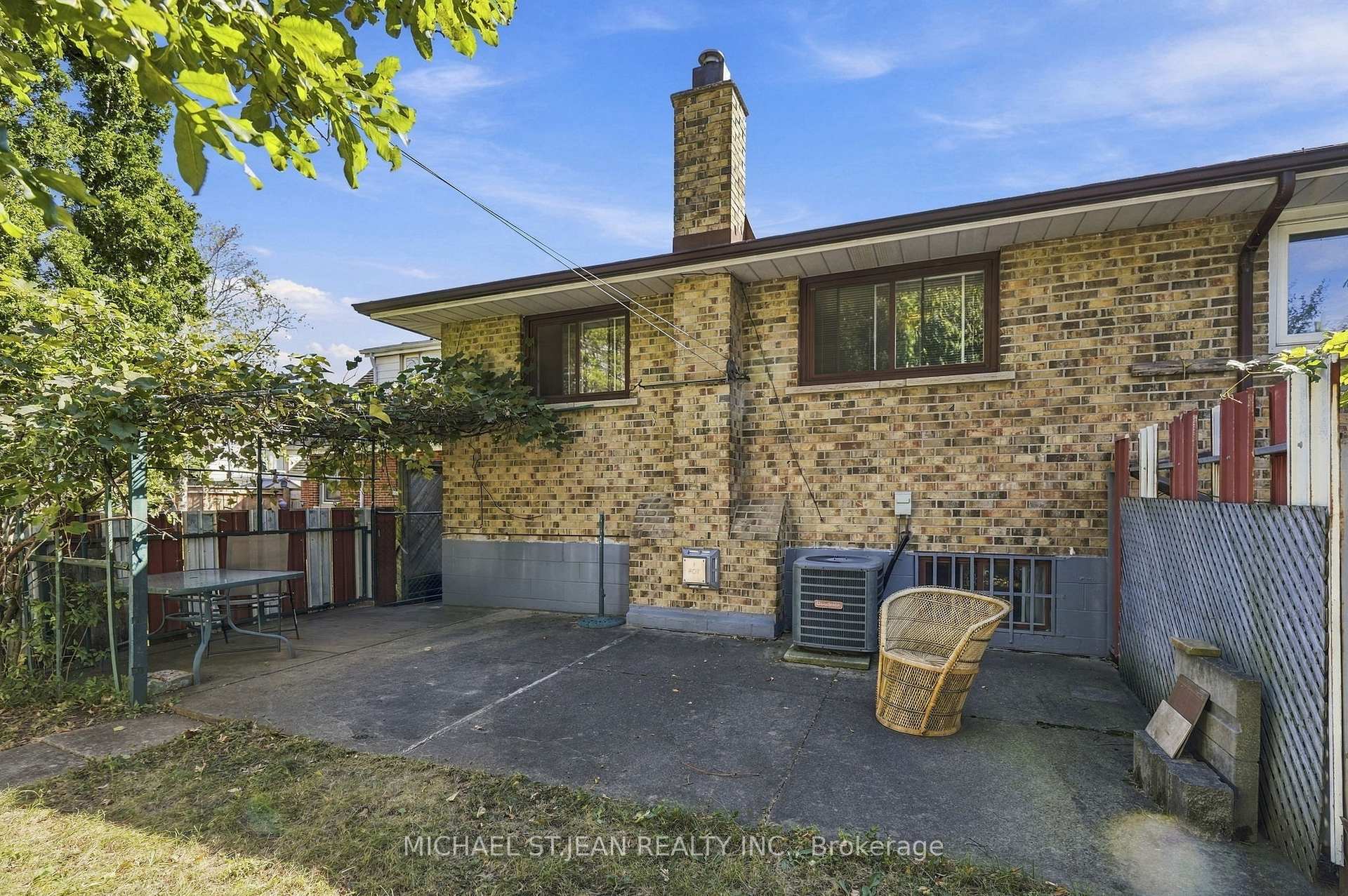 Photo 43 of 564 Cochrane Road, Hamilton, Rosedale — HOMEH