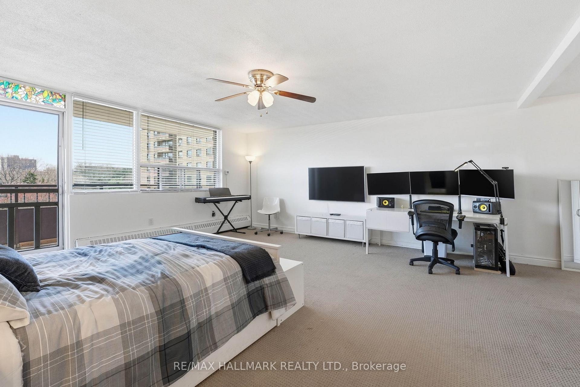 Photo 11 of Unit 503, 180 Markham Road, Scarborough, Scarborough Village — HOMEH