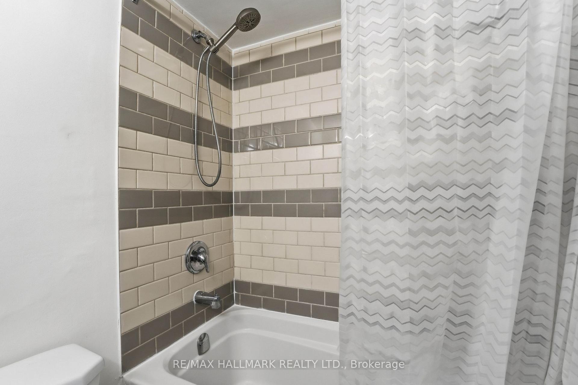 Photo 14 of Unit 503, 180 Markham Road, Scarborough, Scarborough Village — HOMEH