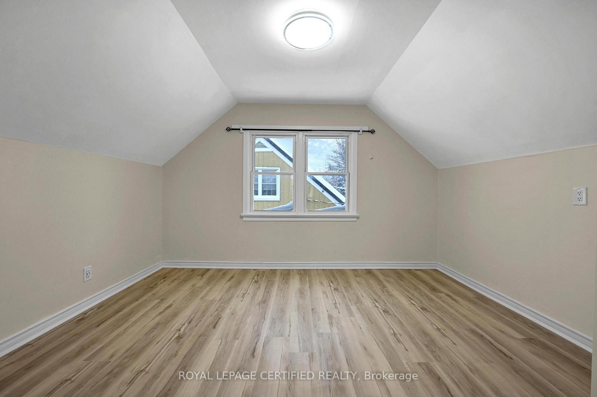 Photo 20 of 372 Flanders Row E, London, East A — HOMEH