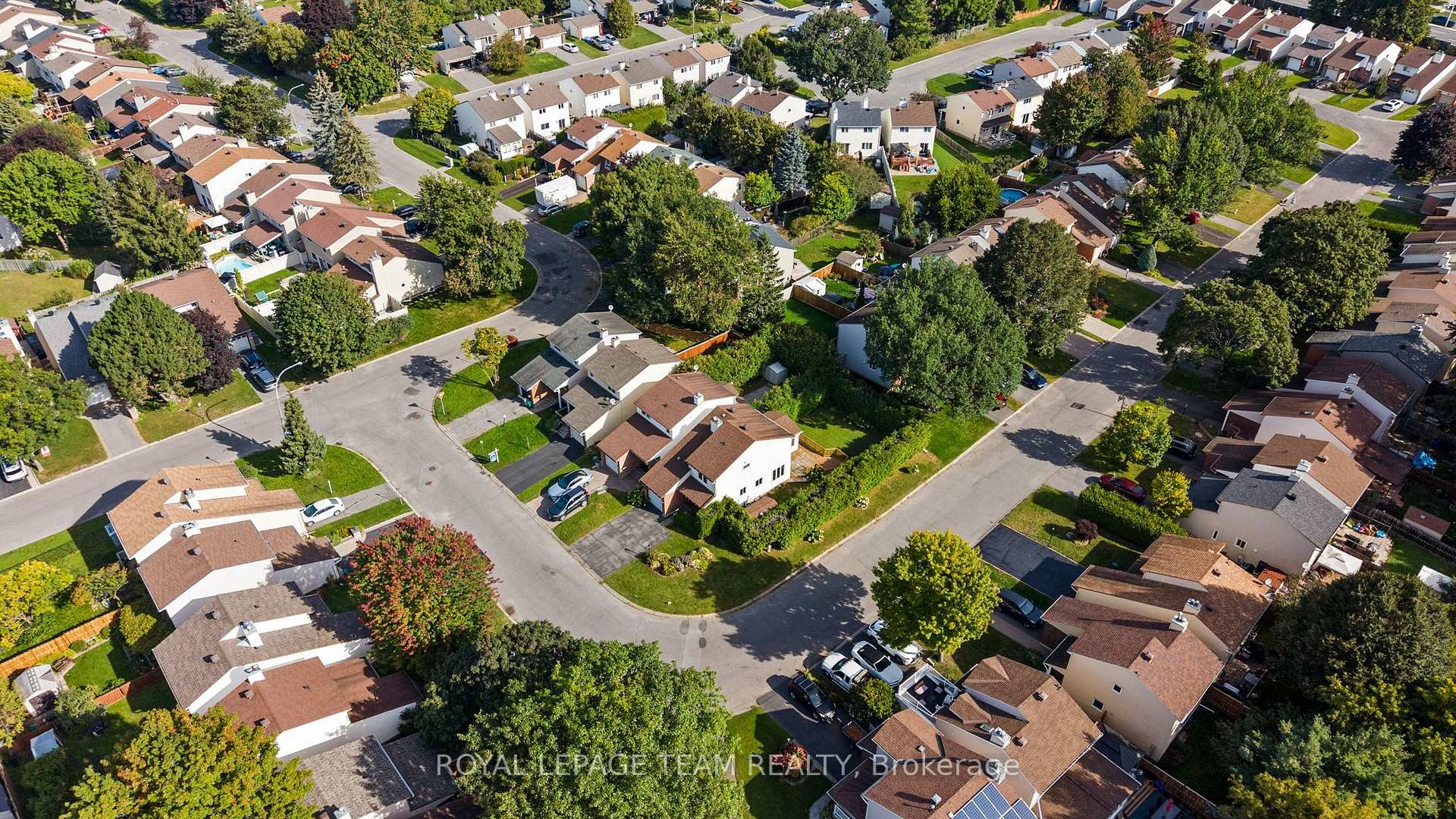 Photo 90 of 7 Benlark Road, Ottawa, Barrhaven - On the Green — HOMEH