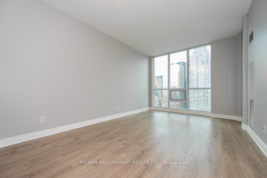 Photo 5 of Unit 2903, 16 Yonge Street, Toronto, Waterfront Communities — HOMEH