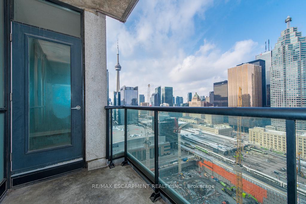 Photo 7 of Unit 2903, 16 Yonge Street, Toronto, Waterfront Communities — HOMEH