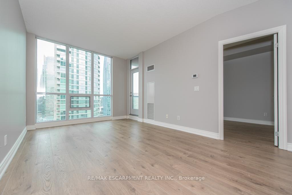 Photo 8 of Unit 2903, 16 Yonge Street, Toronto, Waterfront Communities — HOMEH
