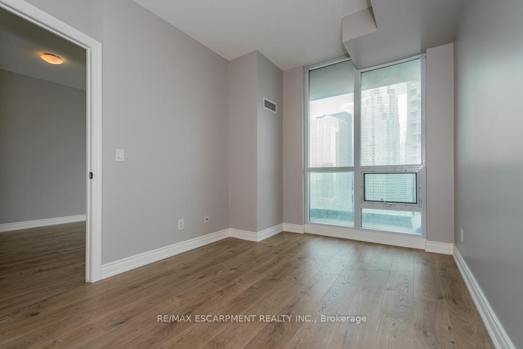 Photo 11 of Unit 2903, 16 Yonge Street, Toronto, Waterfront Communities — HOMEH