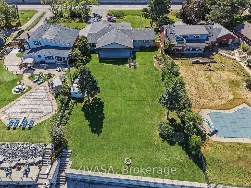 Photo 8 of 1065 North Service Road, Hamilton, Stoney Creek — HOMEH