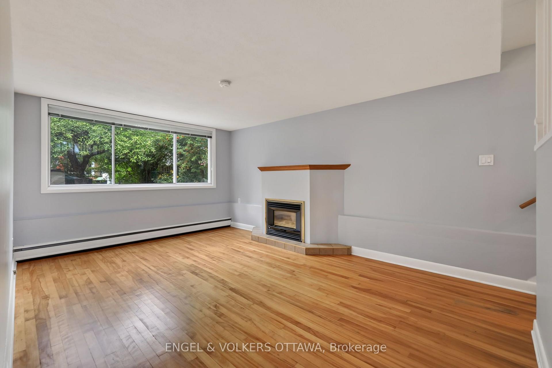 Photo 10 of 1228 Henry Farm Drive, Ottawa, Copeland Park — HOMEH