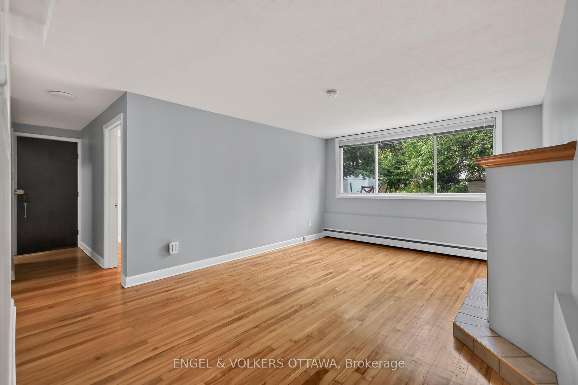 Photo 14 of 1228 Henry Farm Drive, Ottawa, Copeland Park — HOMEH