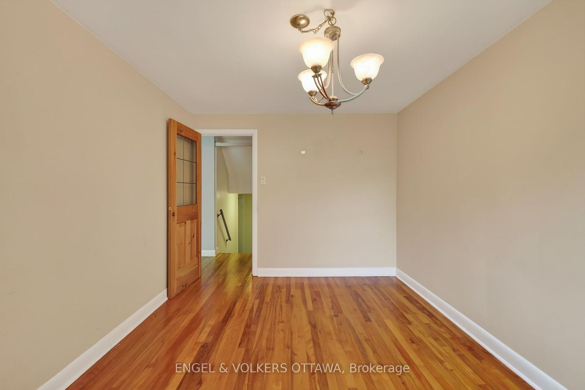 Photo 17 of 1228 Henry Farm Drive, Ottawa, Copeland Park — HOMEH