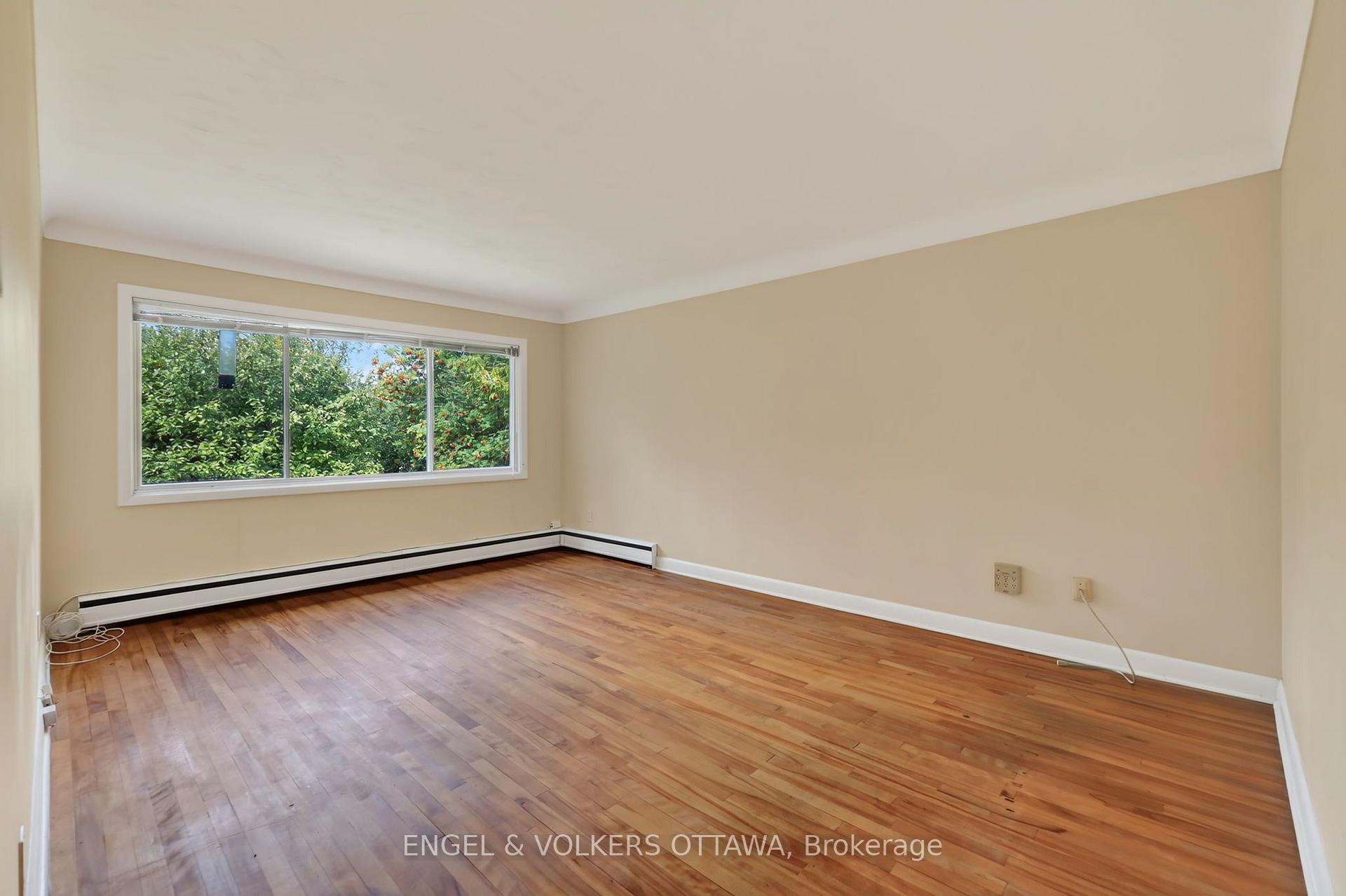 Photo 23 of 1228 Henry Farm Drive, Ottawa, Copeland Park — HOMEH
