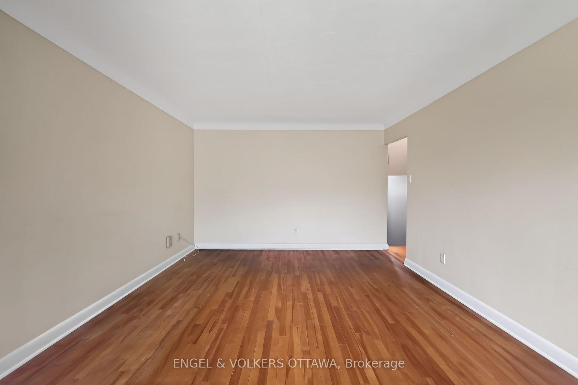 Photo 25 of 1228 Henry Farm Drive, Ottawa, Copeland Park — HOMEH