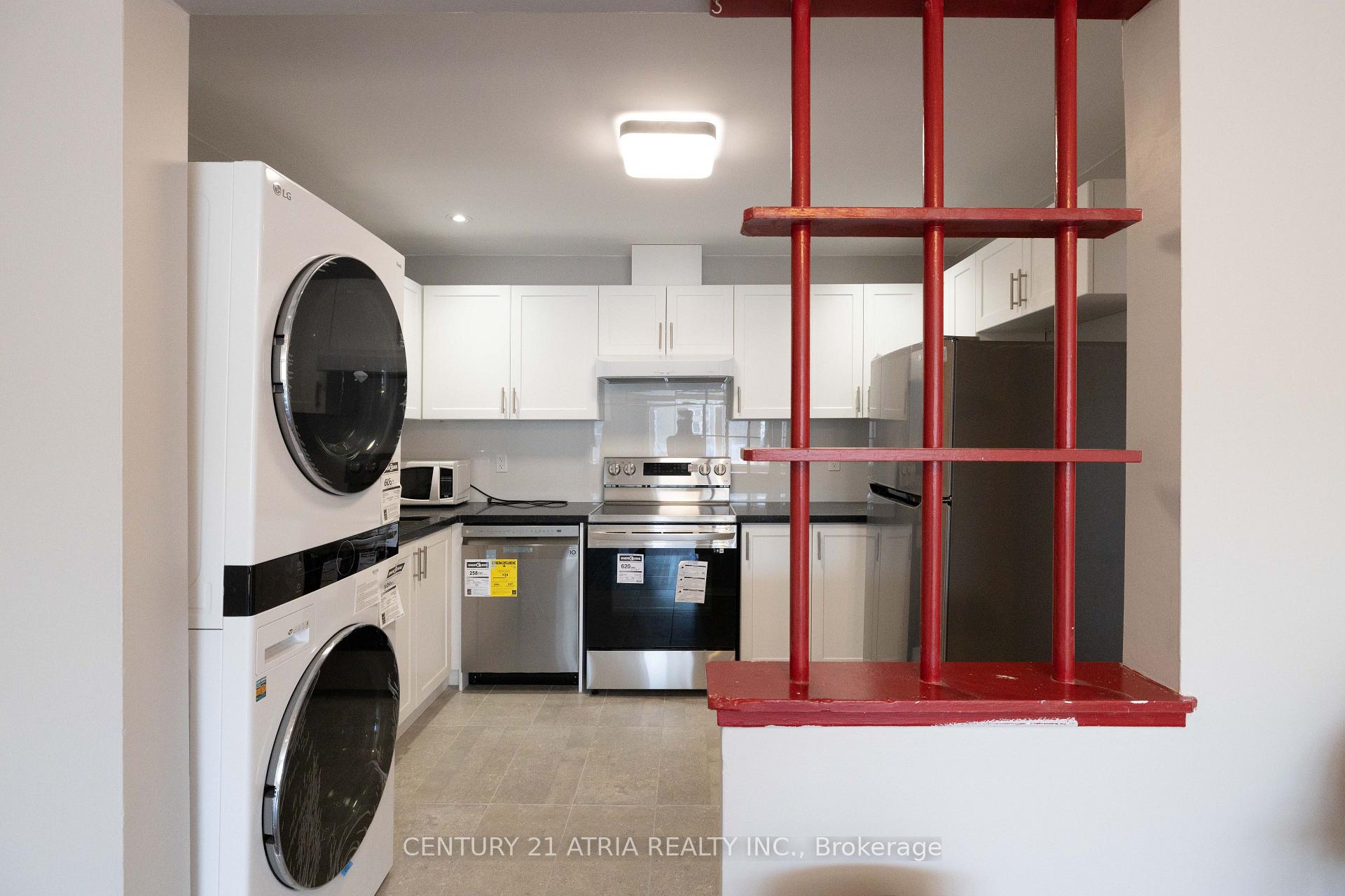 Photo 5 of 348A Donlands Avenue, Toronto, East York — HOMEH