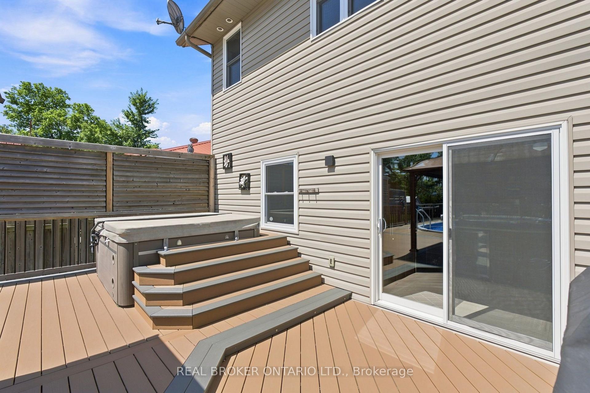 Photo 11 of 11 Perry Street, Kawartha Lakes, Oakwood — HOMEH