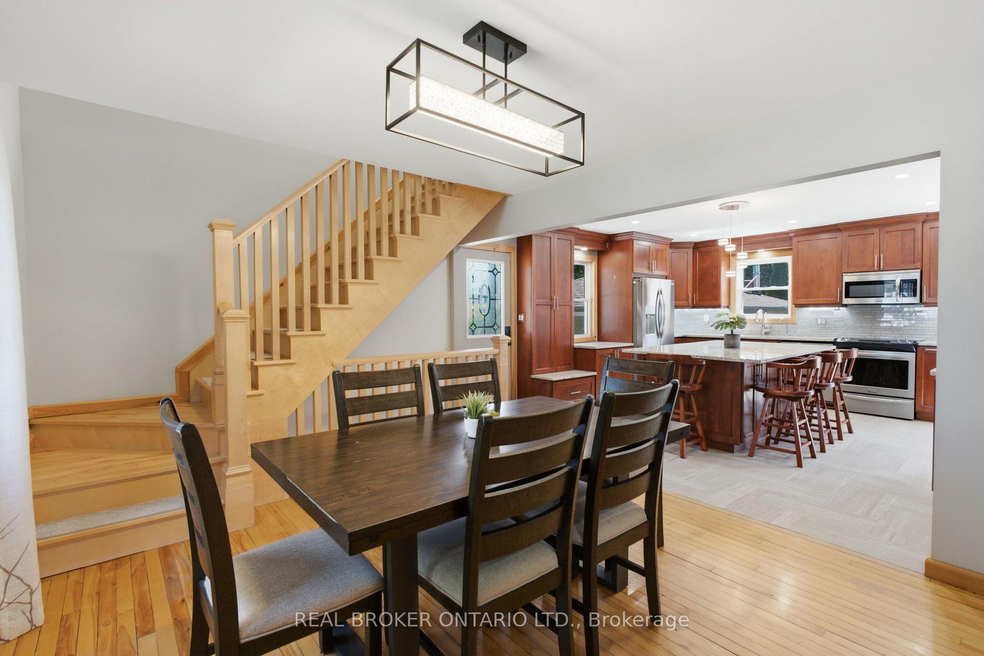 Photo 13 of 11 Perry Street, Kawartha Lakes, Oakwood — HOMEH