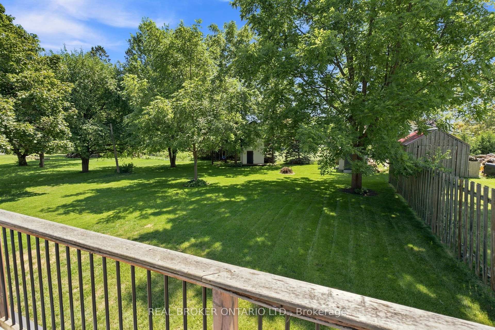 Photo 42 of 11 Perry Street, Kawartha Lakes, Oakwood — HOMEH