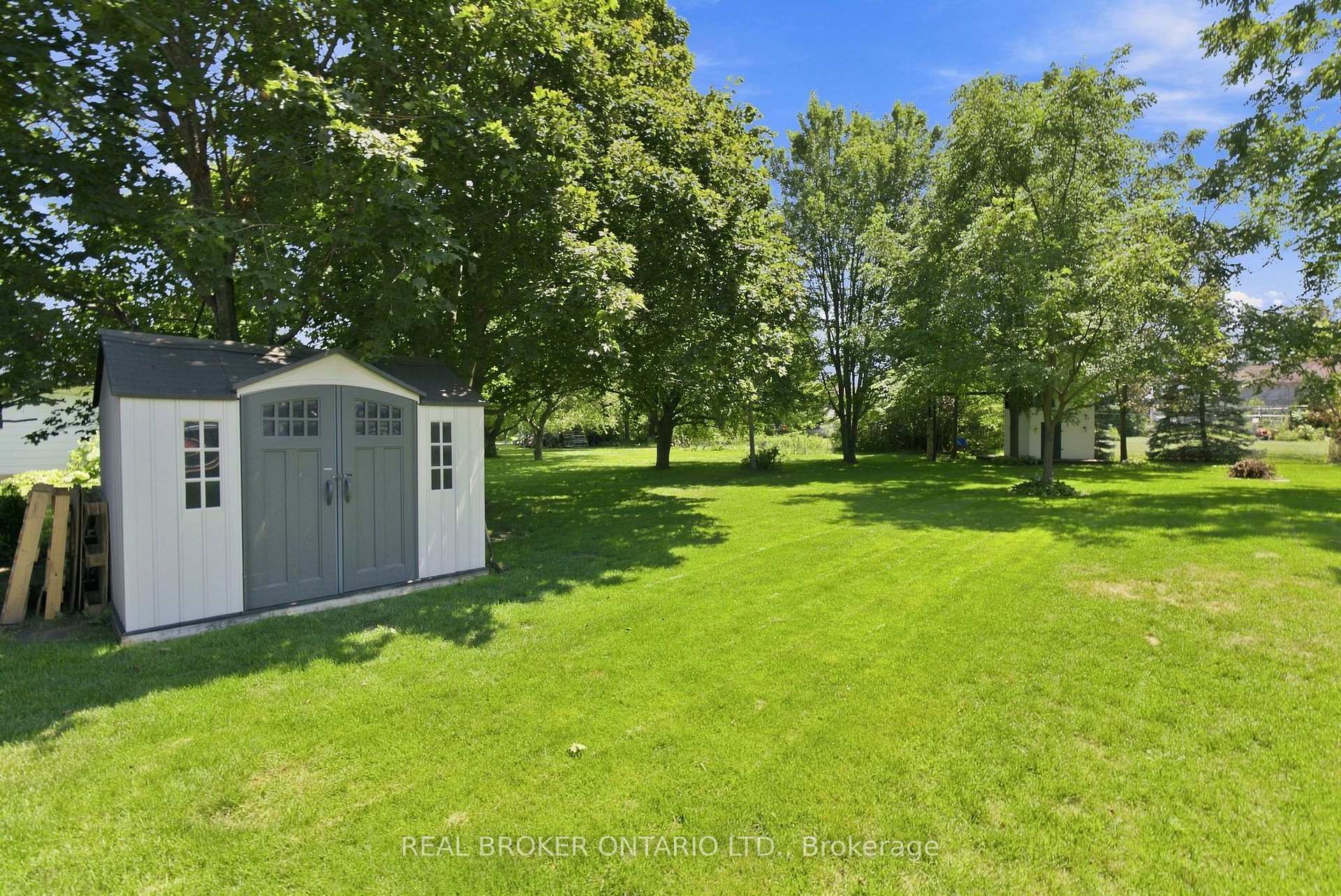 Photo 44 of 11 Perry Street, Kawartha Lakes, Oakwood — HOMEH