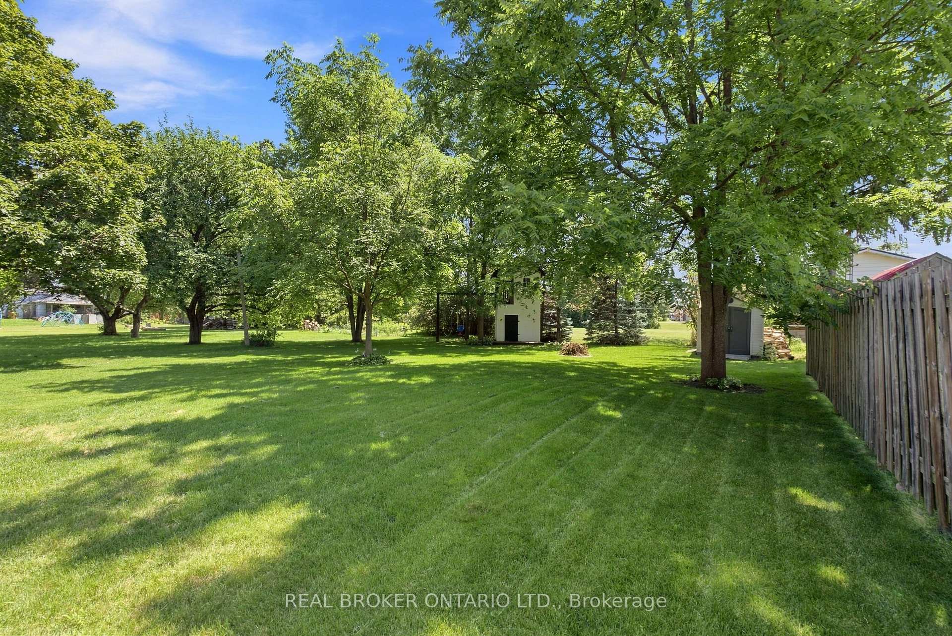 Photo 48 of 11 Perry Street, Kawartha Lakes, Oakwood — HOMEH