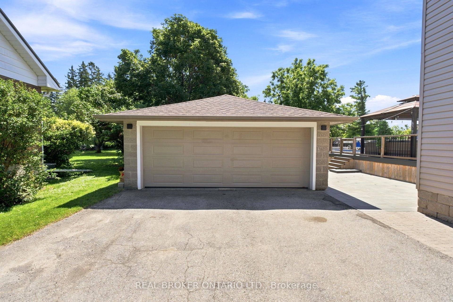 Photo 49 of 11 Perry Street, Kawartha Lakes, Oakwood — HOMEH