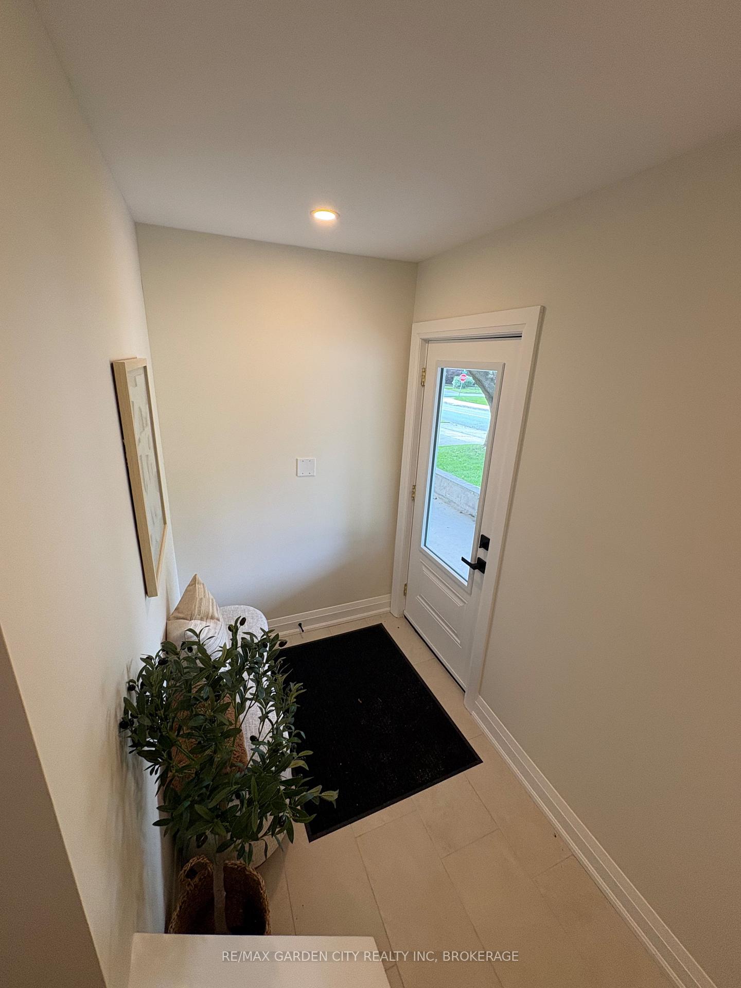 Photo 7 of Unit 2, 1105 Haist Street, Pelham, Fonthill — HOMEH
