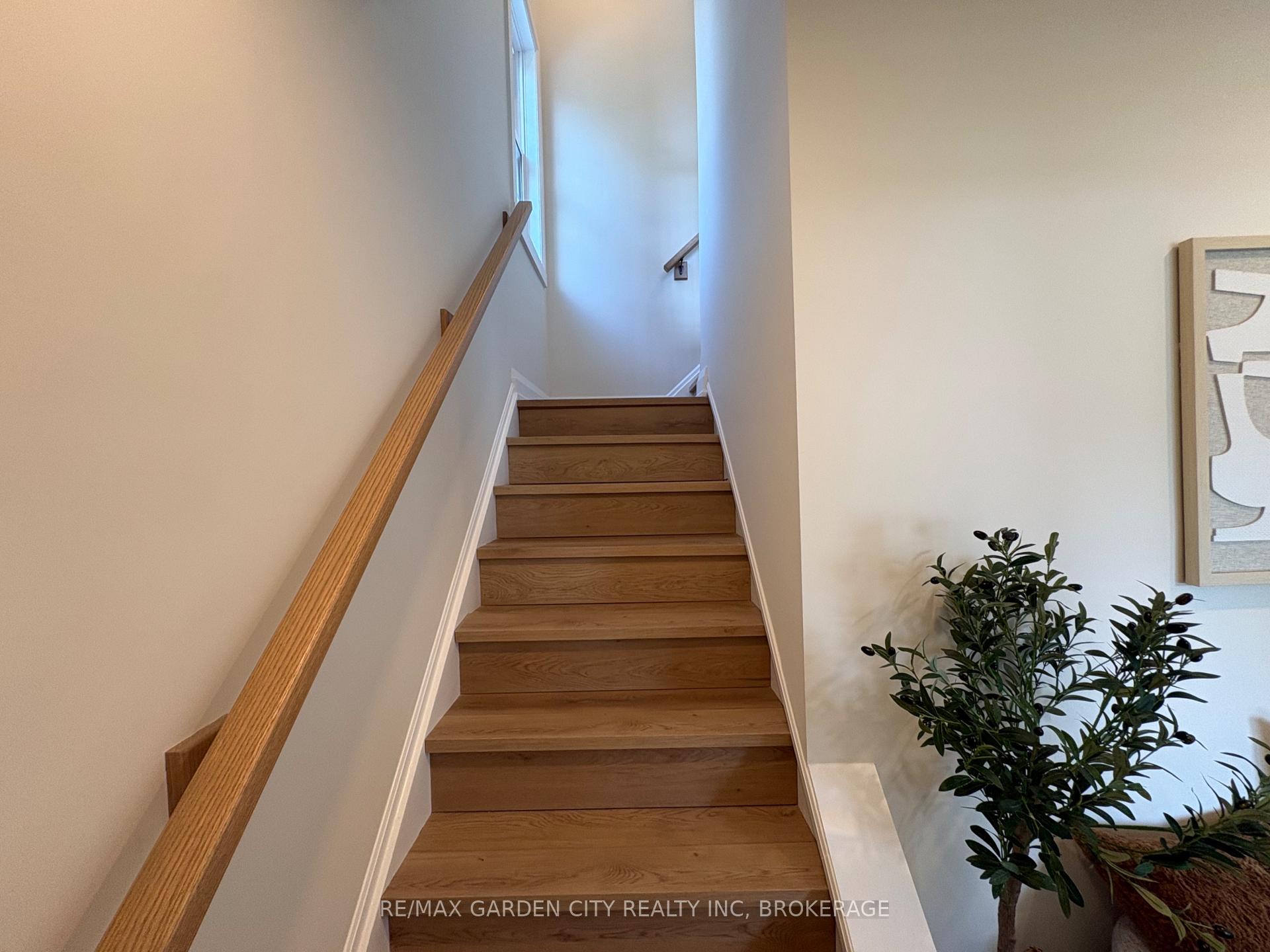 Photo 10 of Unit 2, 1105 Haist Street, Pelham, Fonthill — HOMEH