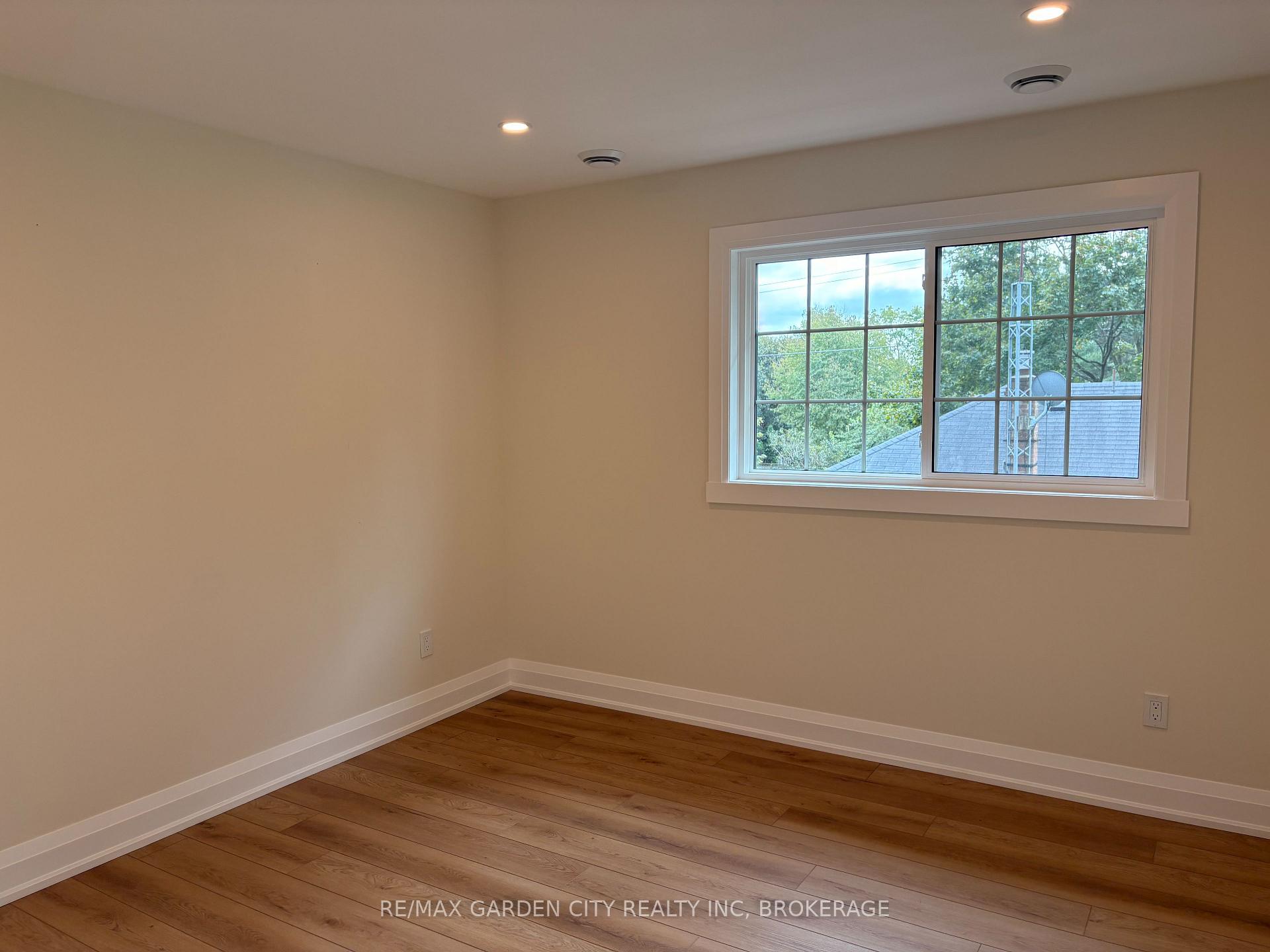 Photo 20 of Unit 2, 1105 Haist Street, Pelham, Fonthill — HOMEH