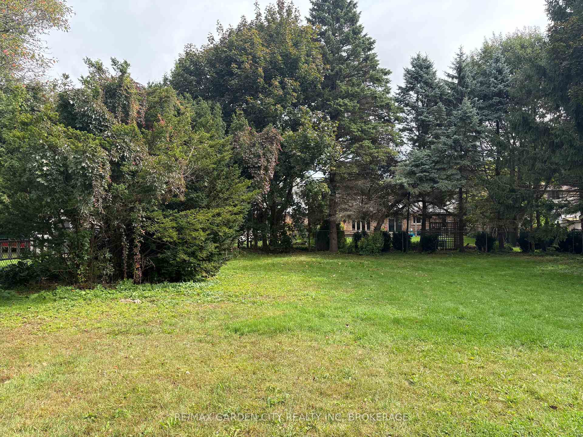 Photo 28 of Unit 2, 1105 Haist Street, Pelham, Fonthill — HOMEH