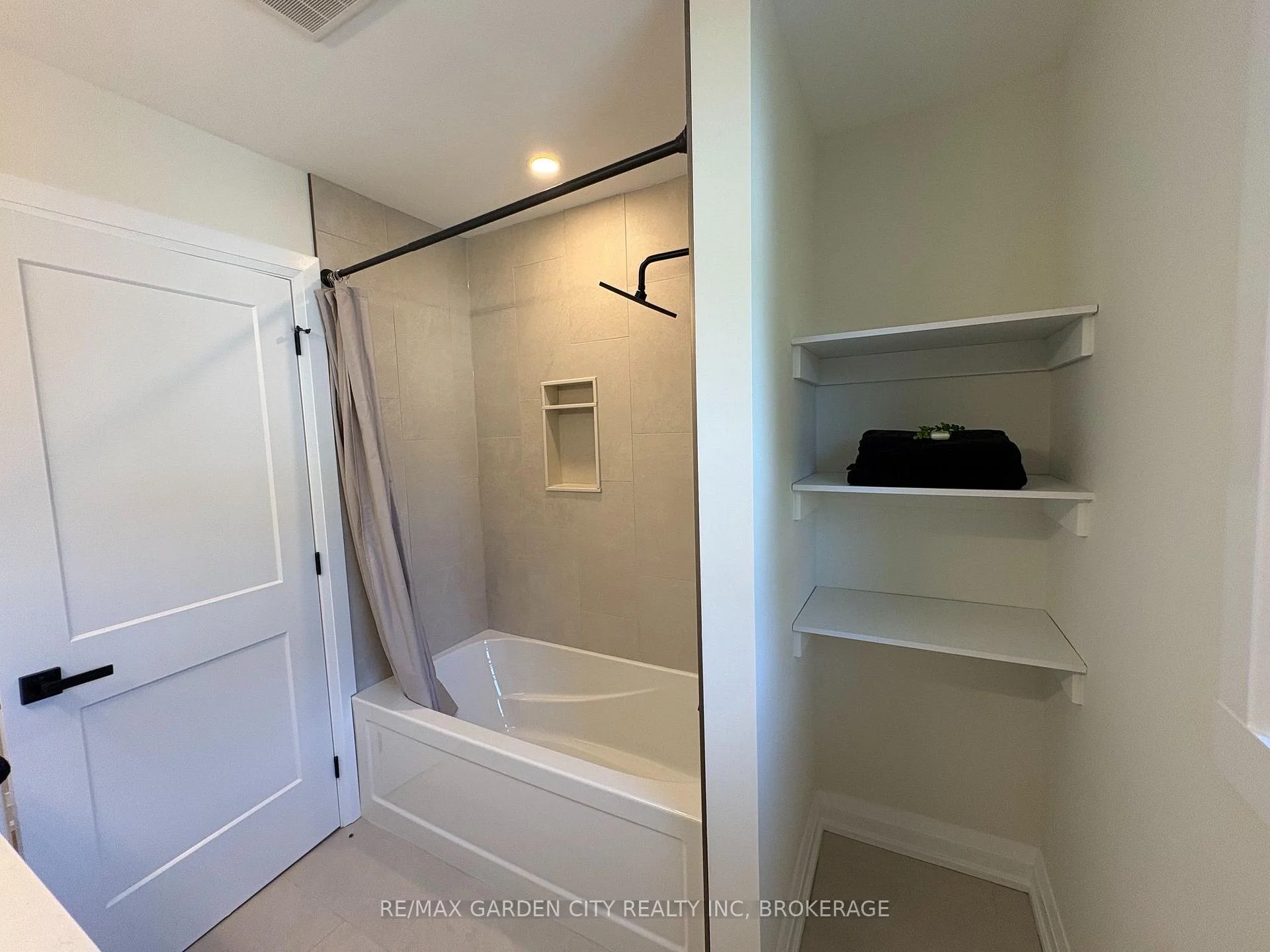 Photo 29 of Unit 2, 1105 Haist Street, Pelham, Fonthill — HOMEH