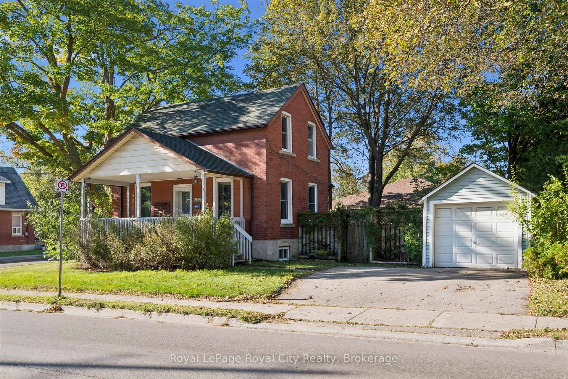 Photo 2 of 180 Edinburgh Road N, Guelph, Junction/Onward Willow — HOMEH