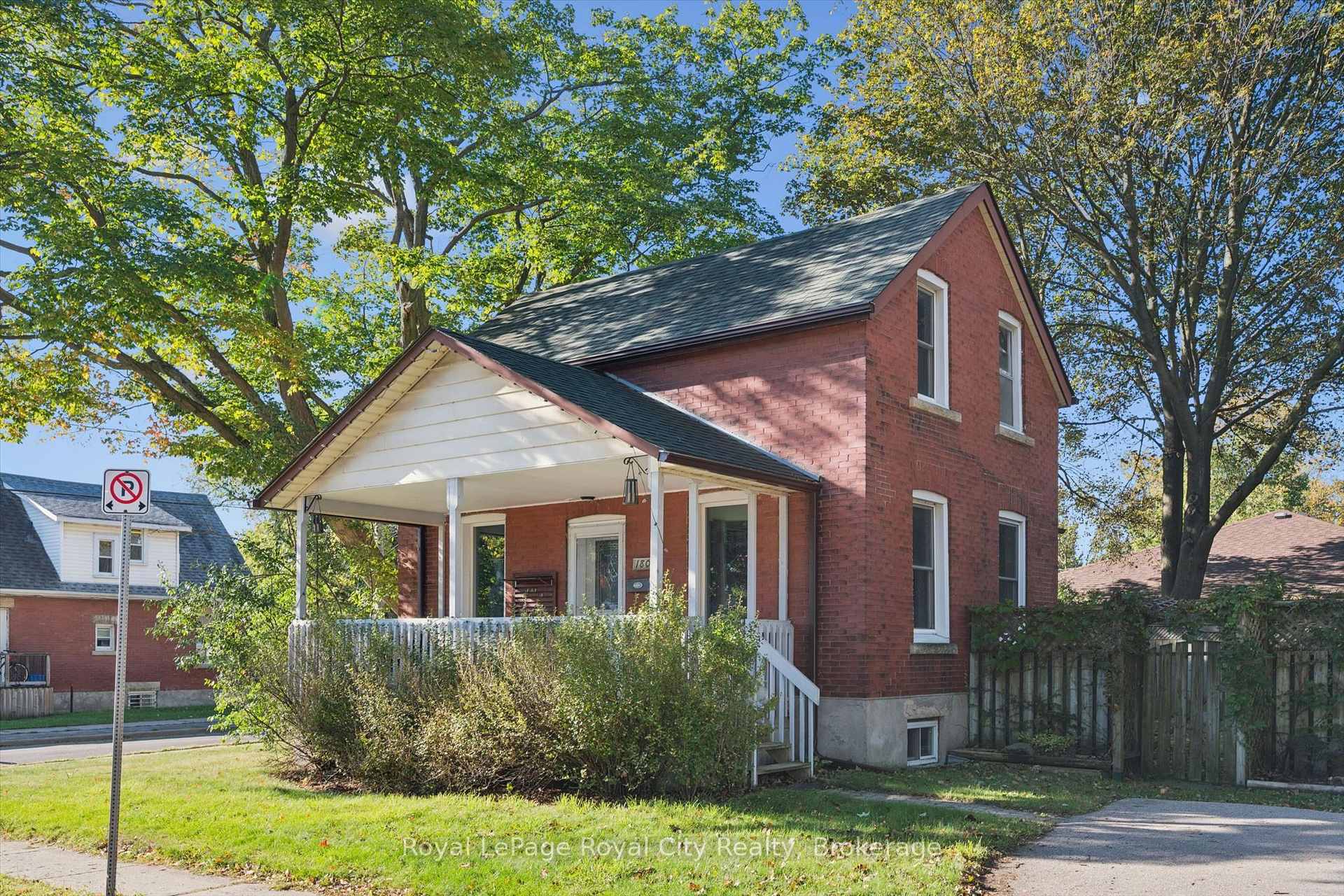 Photo 29 of 180 Edinburgh Road N, Guelph, Junction/Onward Willow — HOMEH