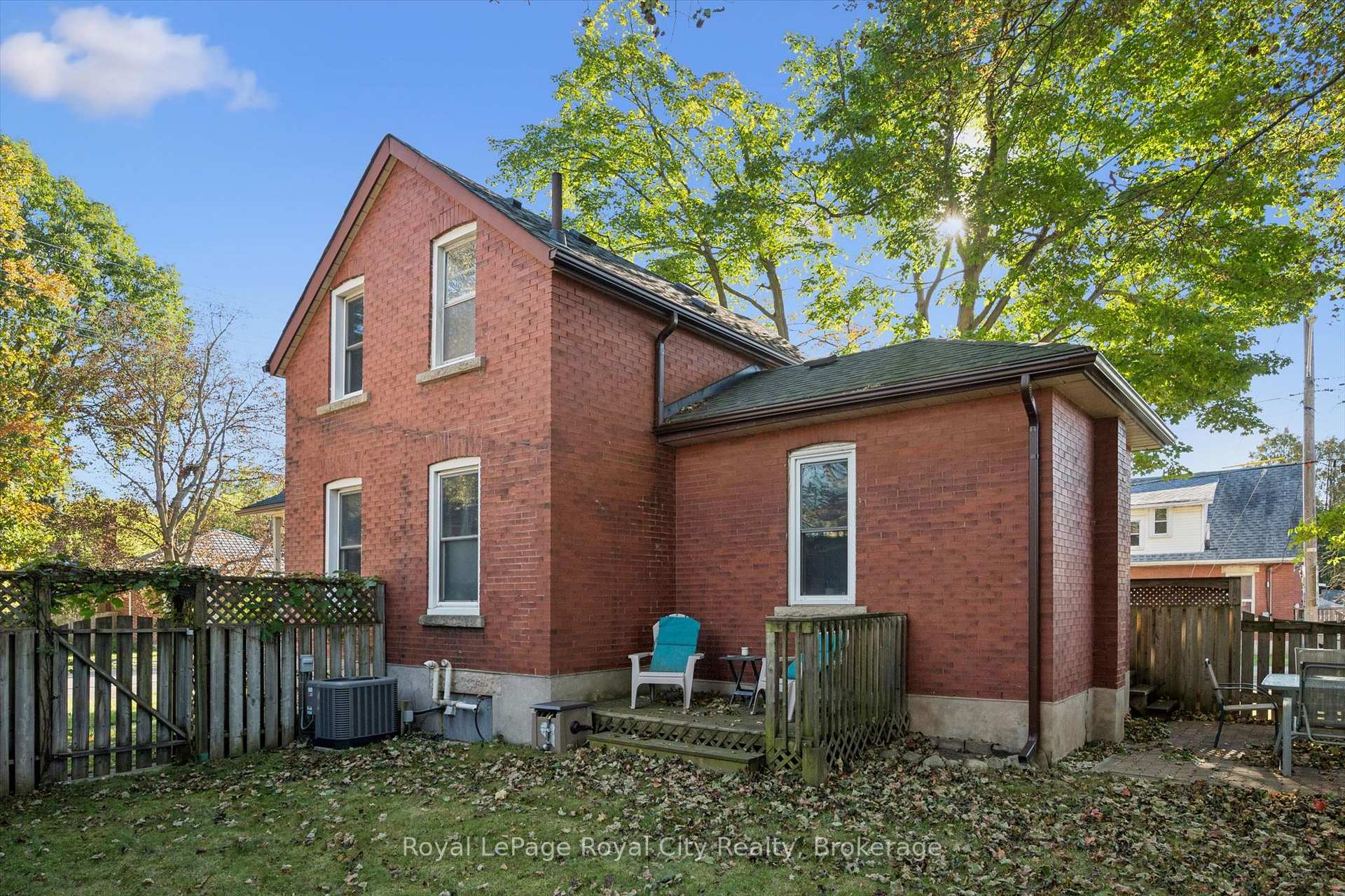 Photo 30 of 180 Edinburgh Road N, Guelph, Junction/Onward Willow — HOMEH