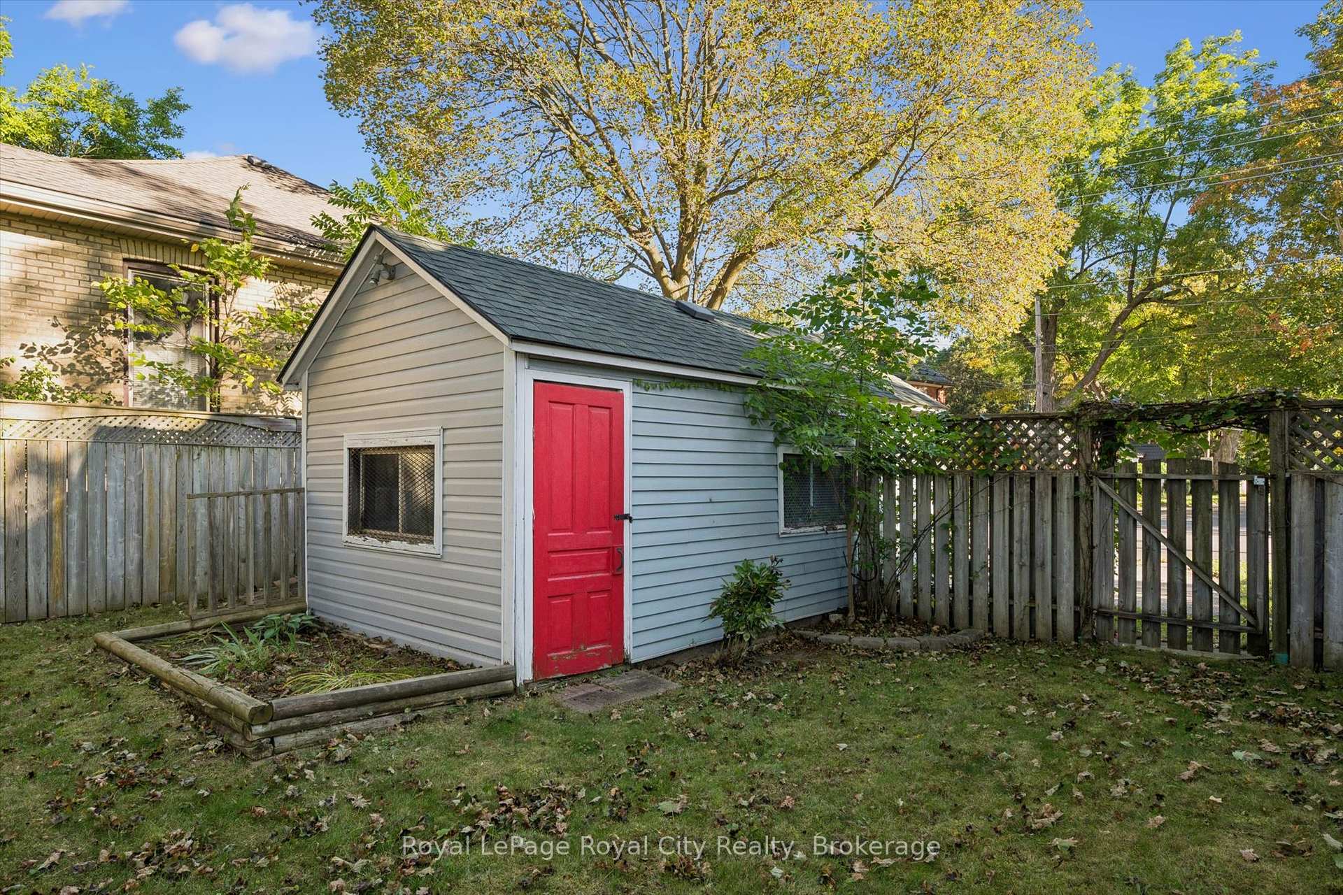 Photo 31 of 180 Edinburgh Road N, Guelph, Junction/Onward Willow — HOMEH