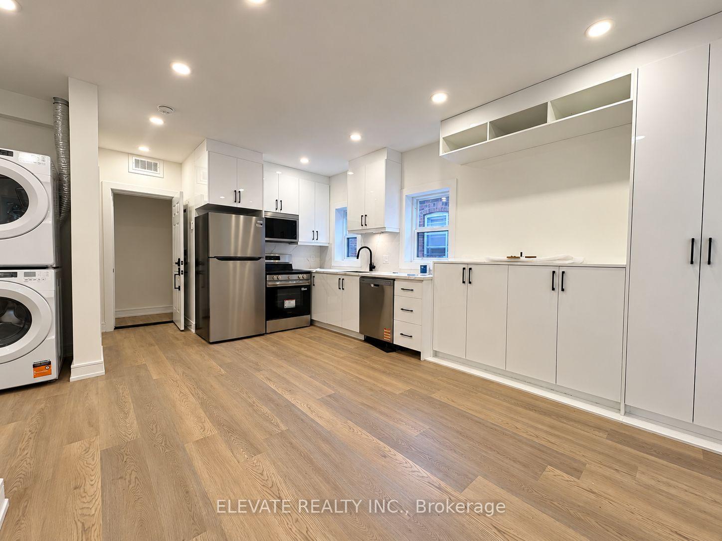 Photo 2 of Unit 3, 76 Burnaby Boulevard, Toronto, Lawrence Park South — HOMEH