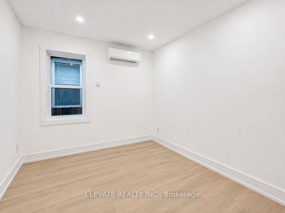 Photo 5 of Unit 3, 76 Burnaby Boulevard, Toronto, Lawrence Park South — HOMEH