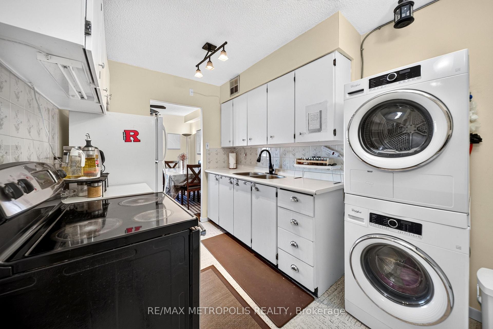 Photo 17 of Unit 801, 1210 Radom Street, Pickering, Bay Ridges — HOMEH