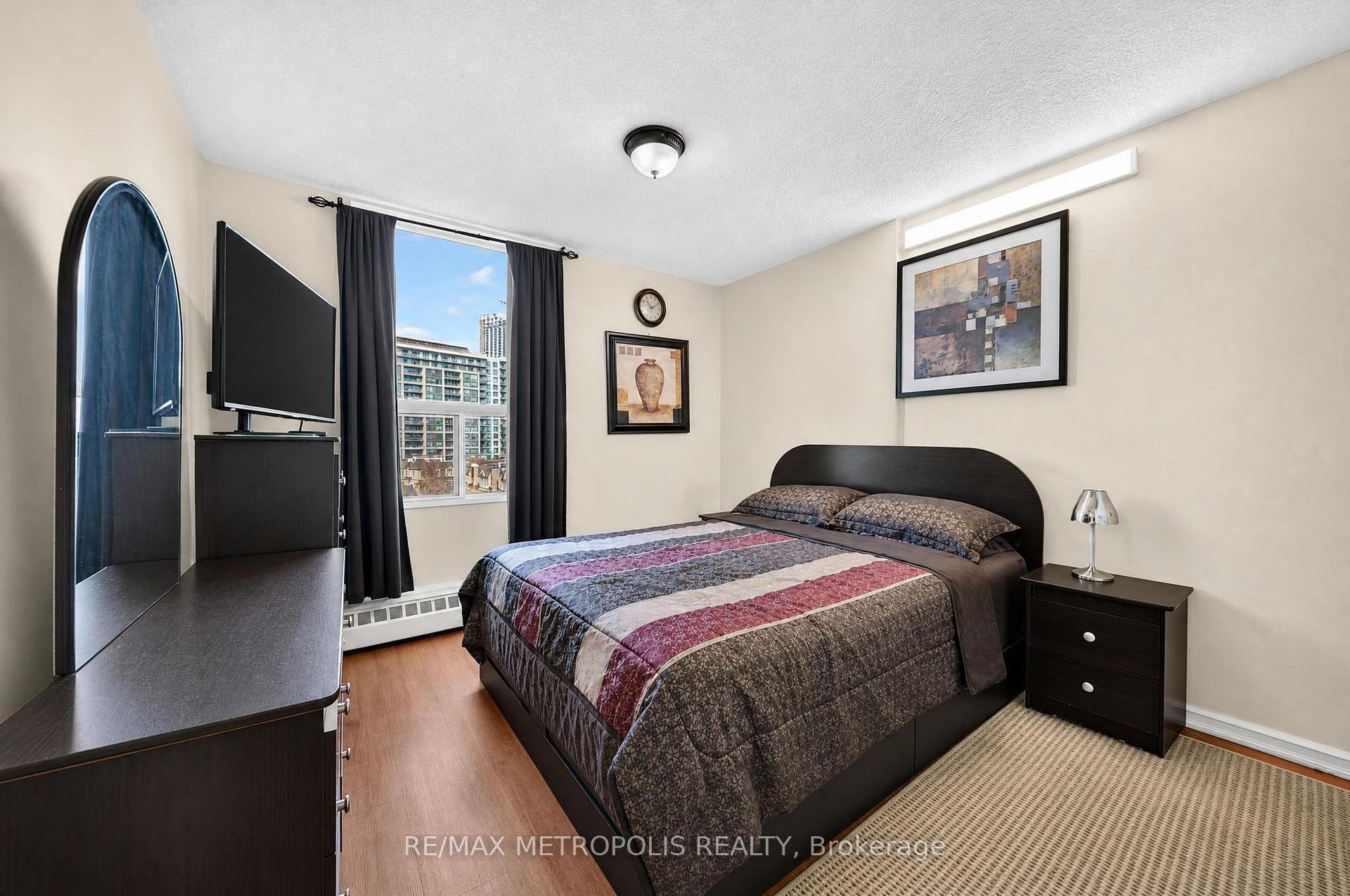 Photo 23 of Unit 801, 1210 Radom Street, Pickering, Bay Ridges — HOMEH