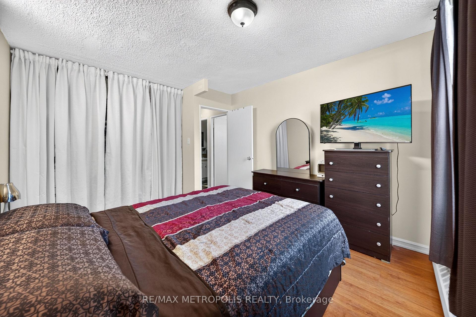 Photo 24 of Unit 801, 1210 Radom Street, Pickering, Bay Ridges — HOMEH