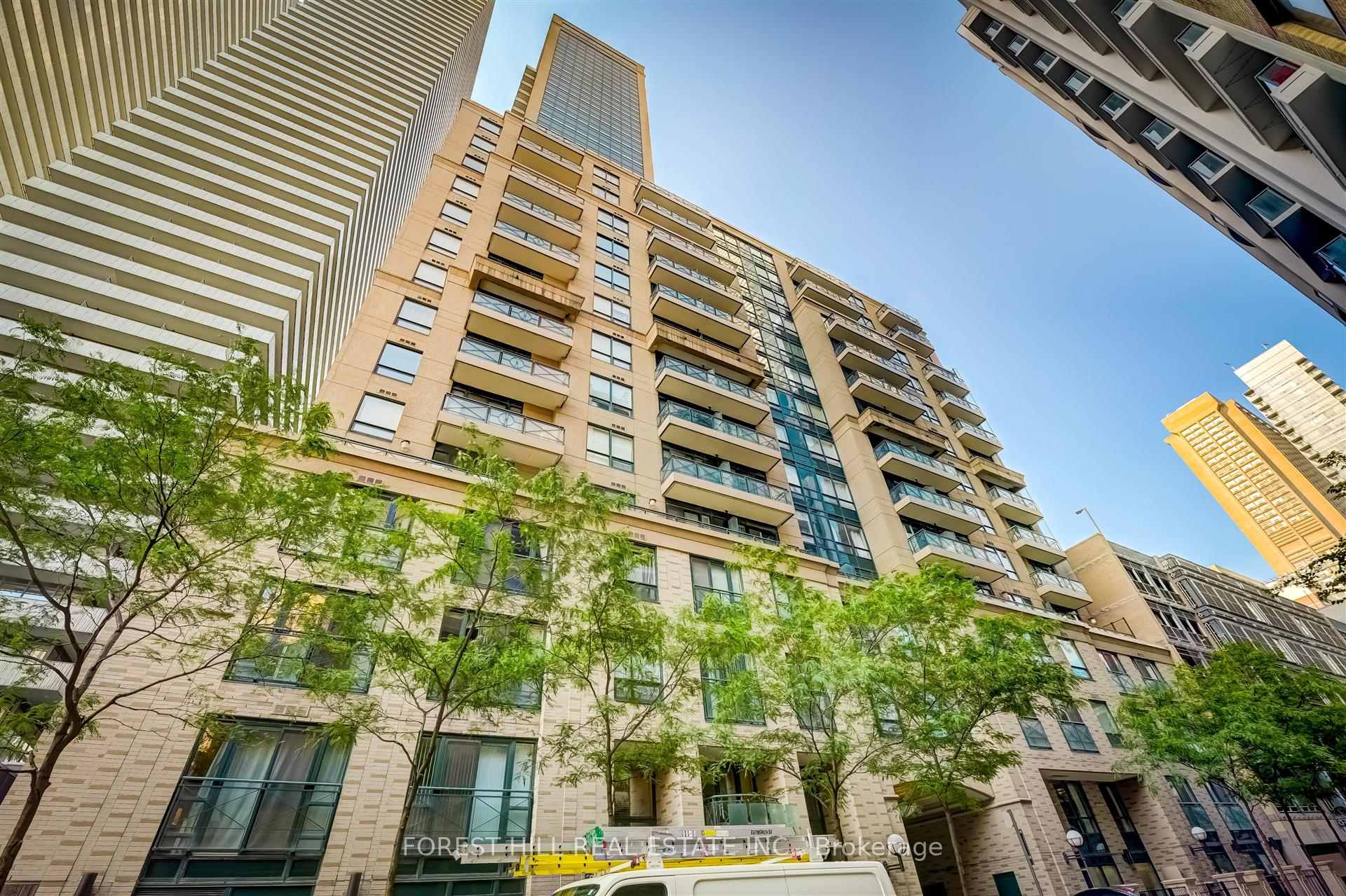 Photo 2 of Unit 2504, 35 Hayden Street, Toronto, Church-Yonge Corridor — HOMEH