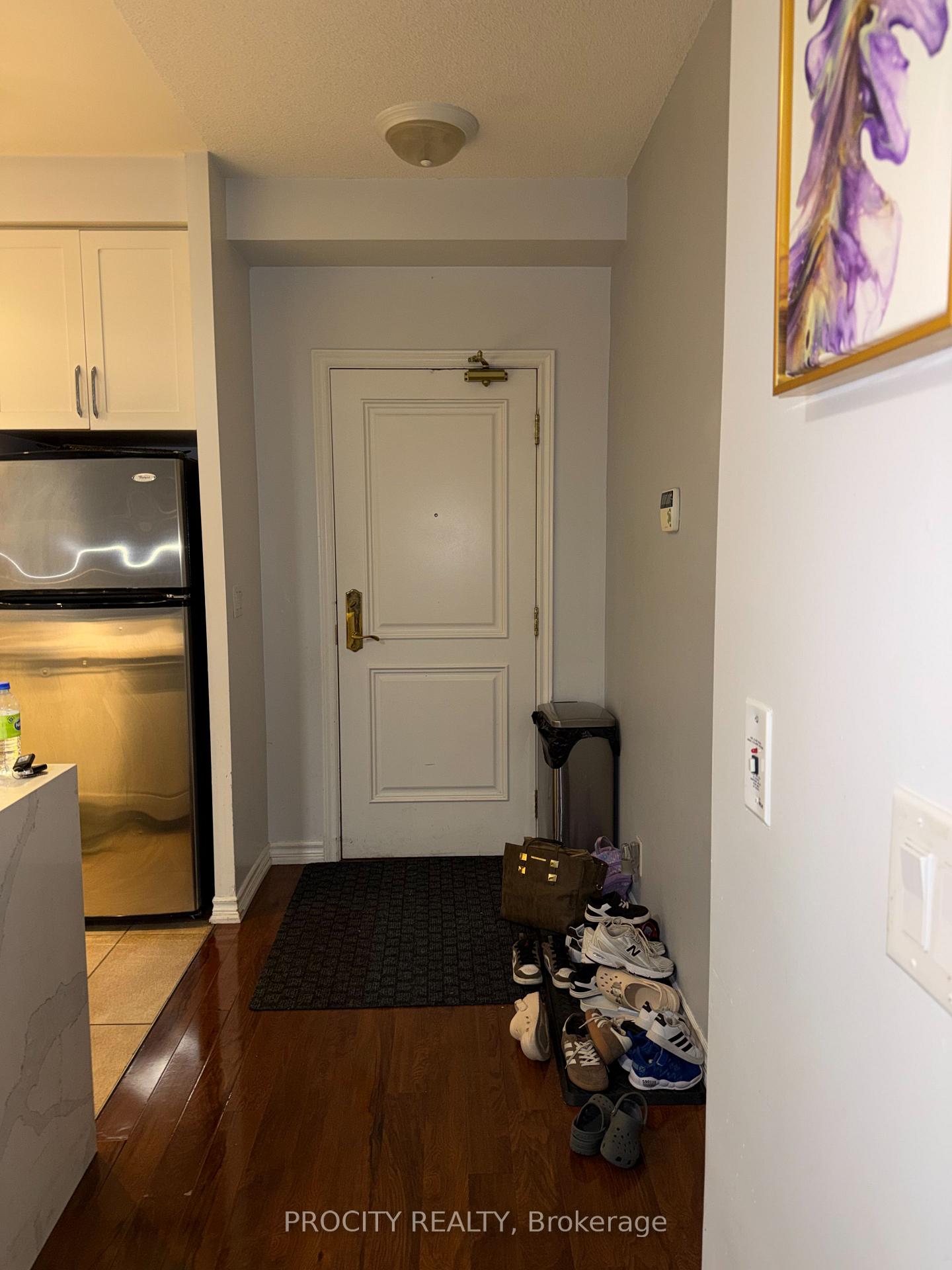Photo 5 of Unit 3, 9235 Jane Street, Vaughan, Maple — HOMEH