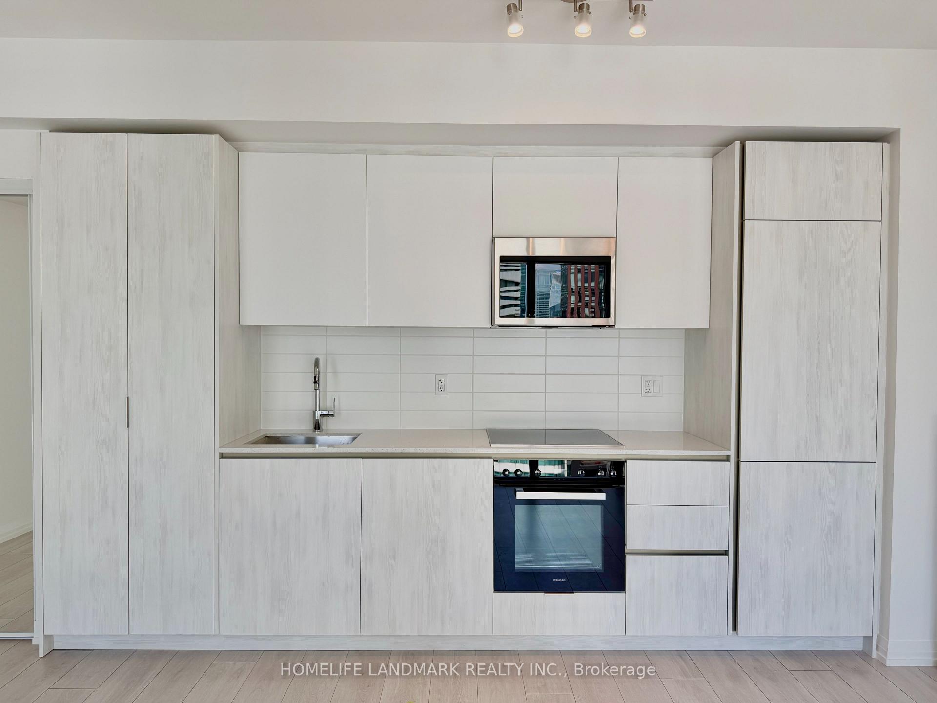 Photo 5 of Unit 2706, 400 King Street W, Toronto, Waterfront Communities — HOMEH